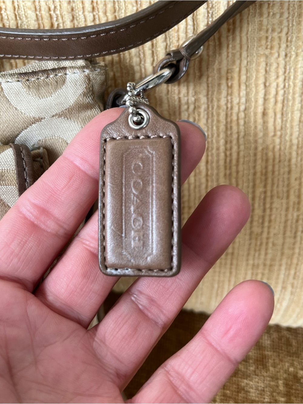 Coach 🤎🤍 Beige Tan Signature Op Art Crossbody Vintage EUC - Picture 10 of 11